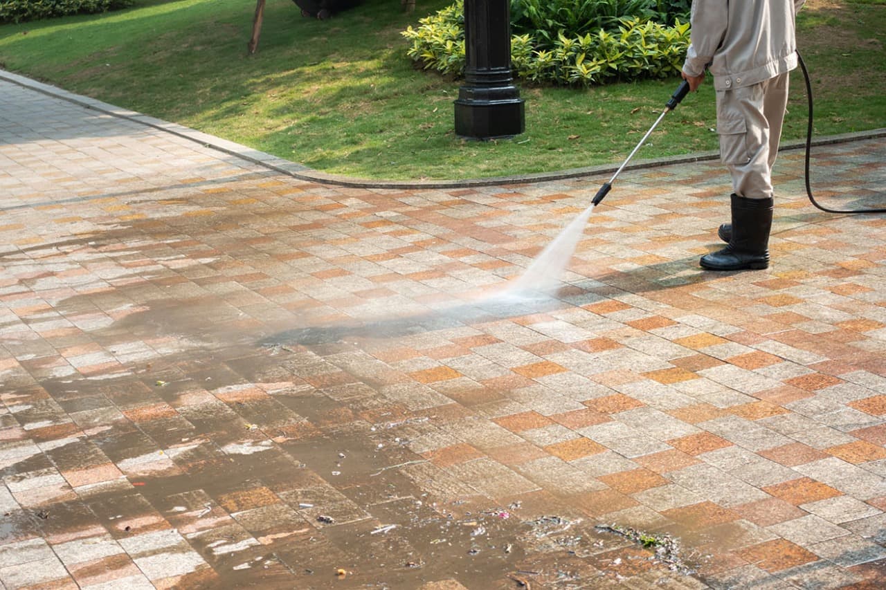 Villa Deep Cleaning Services Dubai for Deep Carpet Cleaning