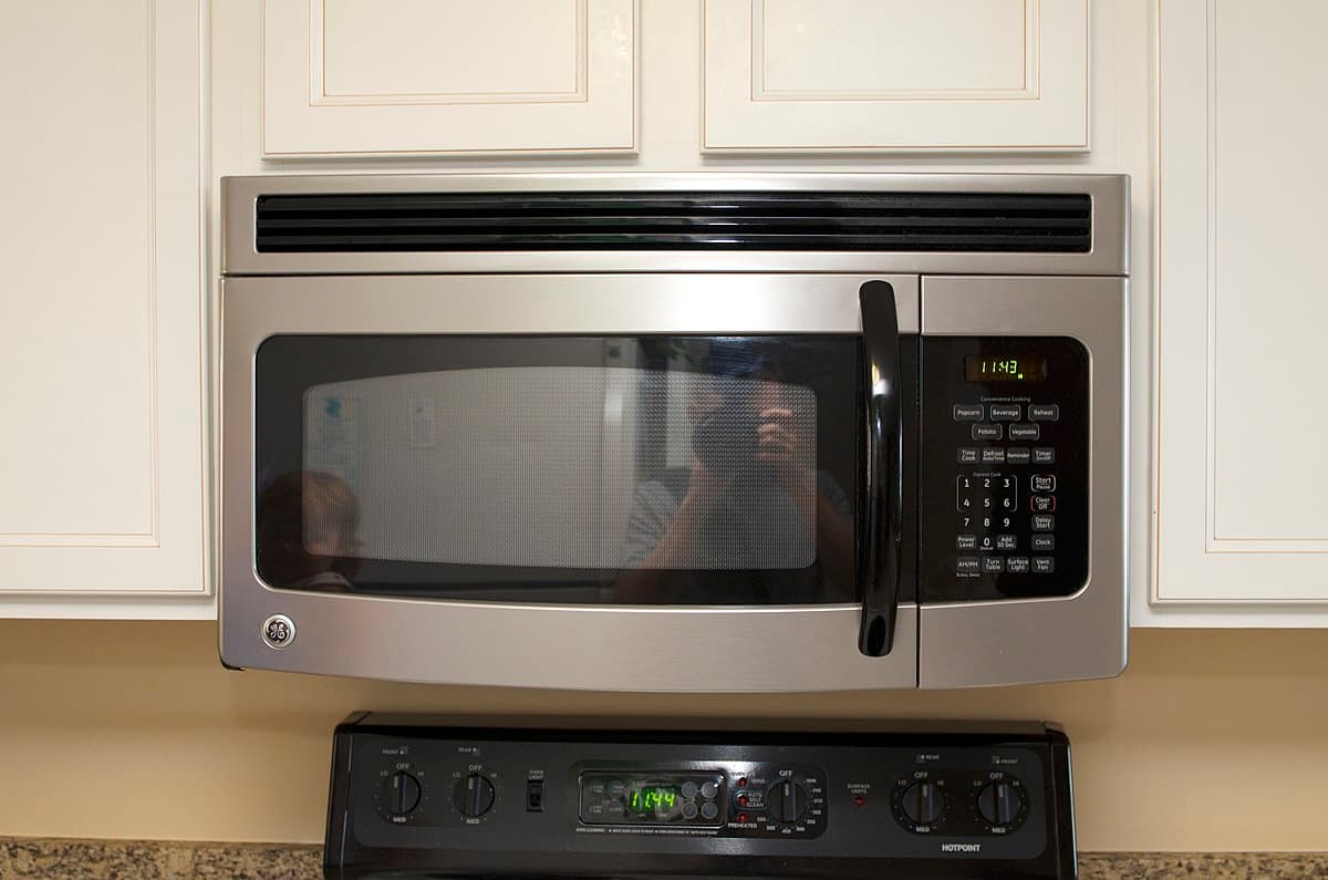 How to Maintain Your Affordable Microwave Oven for Years