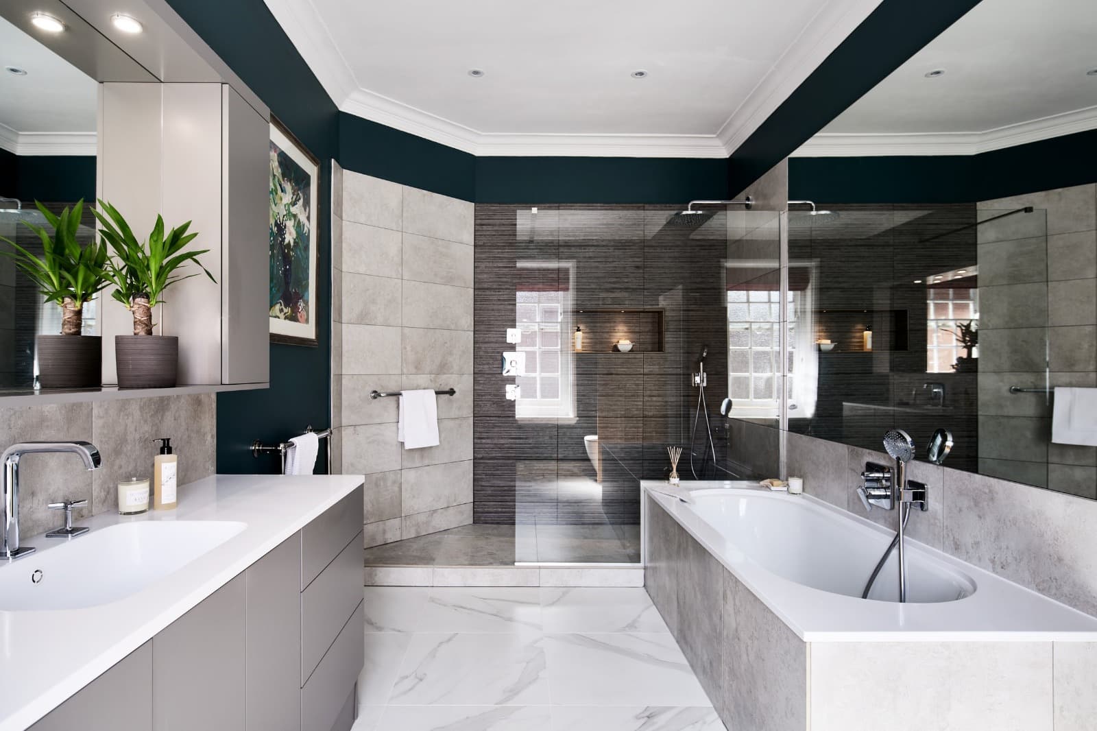 Why Shower Screens Semi Frameless Are Perfect for Your Bathroom