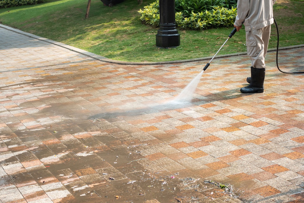Villa Deep Cleaning Services Dubai for Deep Carpet Cleaning