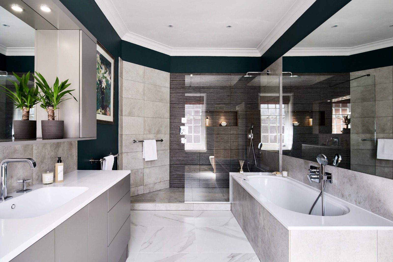 Why Shower Screens Semi Frameless Are Perfect for Your Bathroom