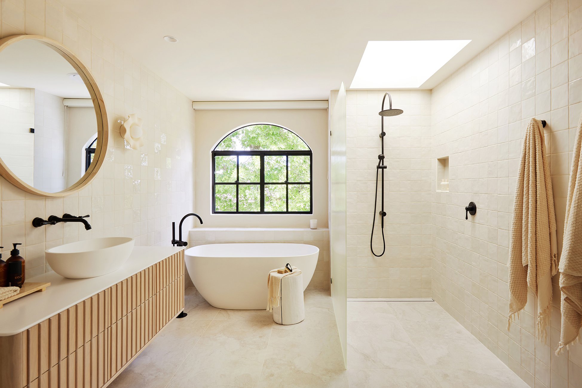 Reliable Bath Contractor Near Me Focused on Craftsmanship
